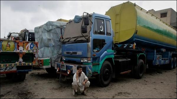 Customs operation in Balochistan, recovered diesel and alcohol