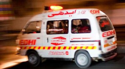 Gujranwala truck hit the van, 3 people killed, 2 injured