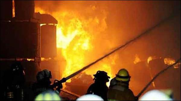 Karachi: 14 hours after the fire was brought under control in warehouse