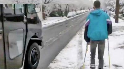 A unique way to entertain in Trouble