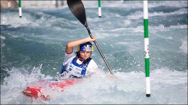 Threats player spectacular Performed kayaking on waterfall