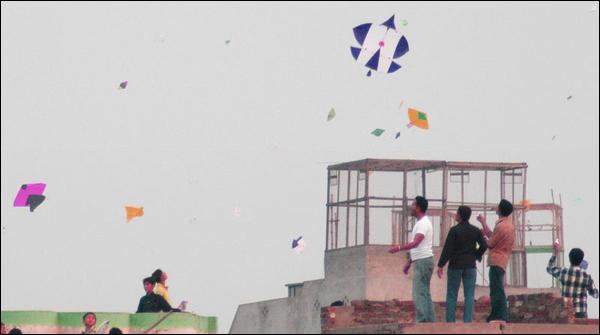 Faisalabad police, a ban on Basant, kites just 209 arrested