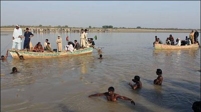 Larkana: searching for the four missing persons, rescue operations resume