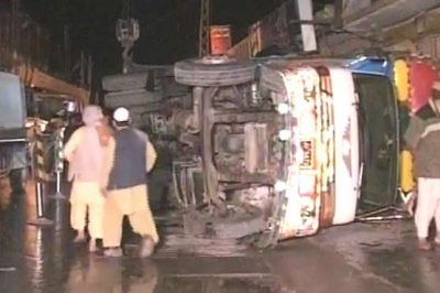 QUETTA: Speedy dumper broken sleep a drain, killing one person