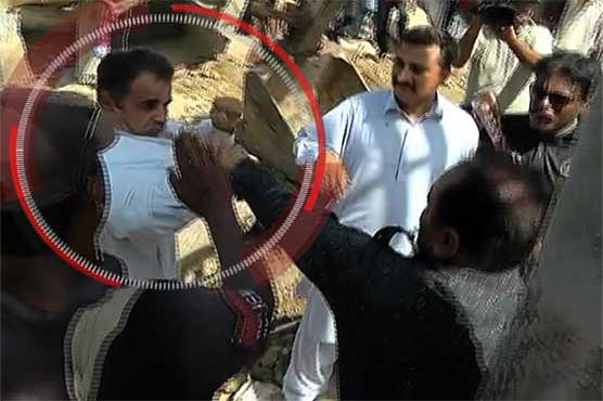 Karachi operation against drug dealers, police and residents in fighting