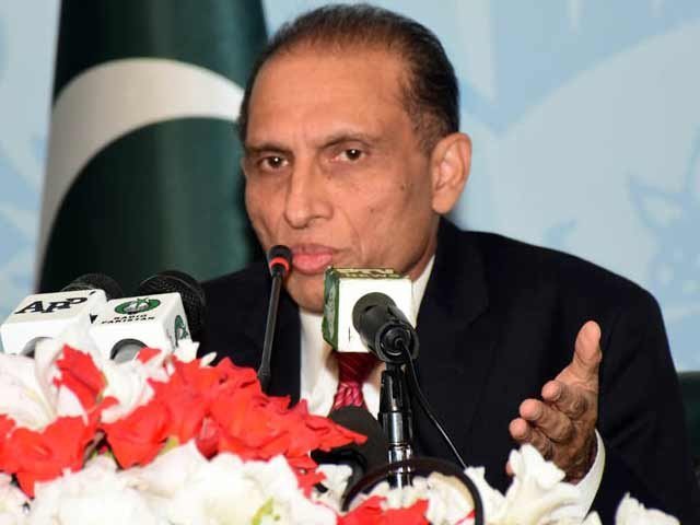 افغانستان کا عسکری نہیں سیاسی حل درکار ہے، اعزاز چوہدری