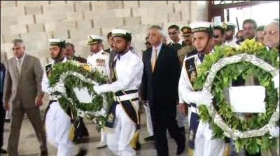 Pakistan day: governer Sindh presence at Quaid's shrine in Karachi