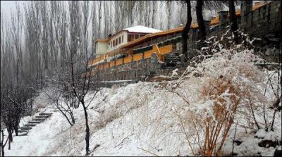 Intermittent snow on the mountains of Hunza, extremely cold weather