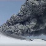 Russia: snow covered volcano had burst after 250 years