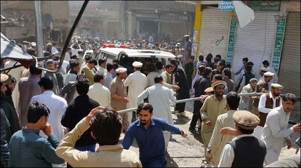 Bomb blast in Parachinar, killing 15 people and injuring more than 50,
