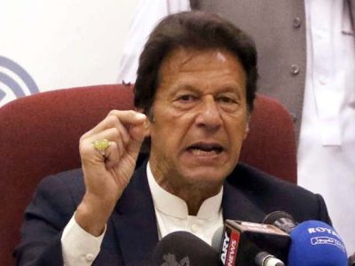 Pak Army chief to stand with democracy in the country: Imran Khan
