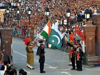 Indian tricolor fell again during the parade at Wagah border