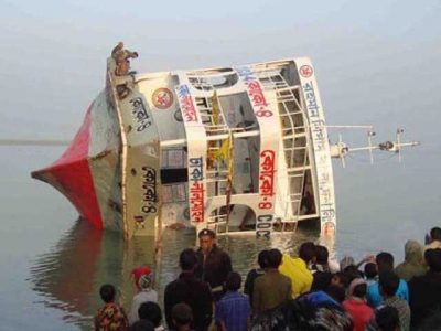 20 wedding guests killed in Myanmar boat capsized in the river, many missing