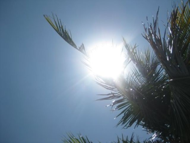 Sustained heat wave in Karachi, mercury expected to grow at 42 degrees