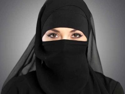 To ban on veil of official women employed in Germany
