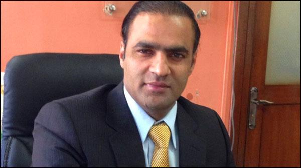 Will not allow to Imran to attacks on courts, Abid Sher