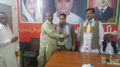 OVERSEAS, LEADERS, PPP, CH. MUHAMMAD, RAZAQ DHAL, CH, MUHAMMAD ASIF, GORSI, MALIK MUHAMMAD AJMAL, VISITED, THE PPP, LALAMUSA, OFFICE, AND, PARTICIPATED, IN, LUNCH, GIVEN, BY, SENIOR, PPP, LEADER, ABDUL SATTAR, MALIK, OF, FRANCE