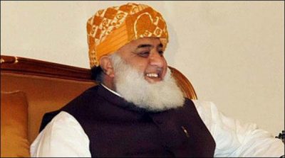 The time of people is being wasted on Panama issue, fazal ur rehman