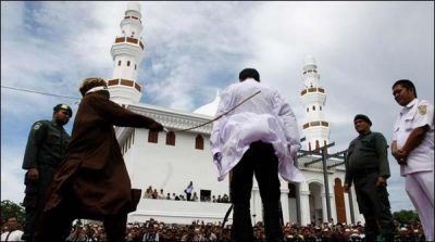 Indonesia: whipped punishment on maiden relations before marriage