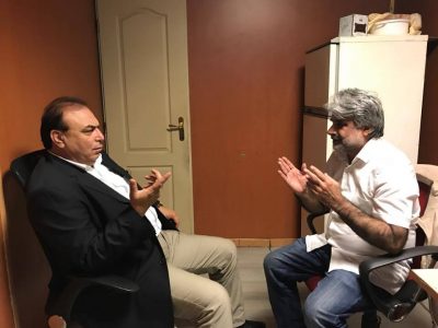 In, France, former, president, of, Pakistan, Muslim, League,-Nawaz, Javed, Akhtar, but, after, participation, in, political, and, social, activities, of, their, meeting, at, the, residence, of, Qari Farooq Ahmed, and, discussed, the, situation, returns, to, France