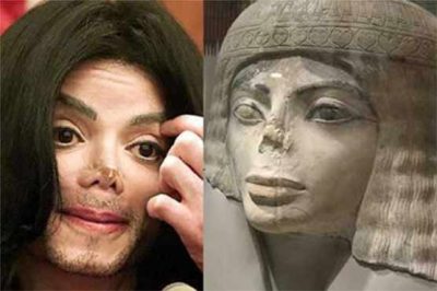 Michael Jackson matching the ancient "Egyptian statue"