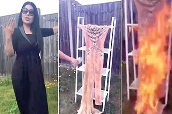 Afghan singer burned his clothes after objections