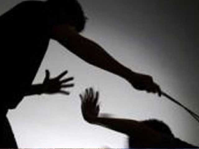 Brutally torture of teacher on student in Pindi Bhattian, broken baby teeth