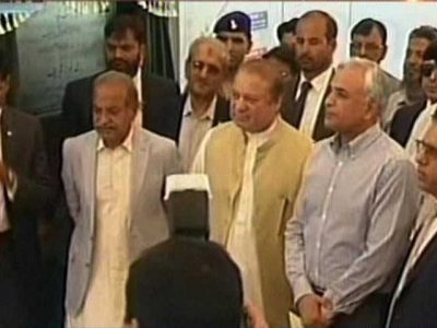 Prime Minister laid the headstone Islamabad metro bus project