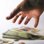 24 people of big banks involved in insider trading