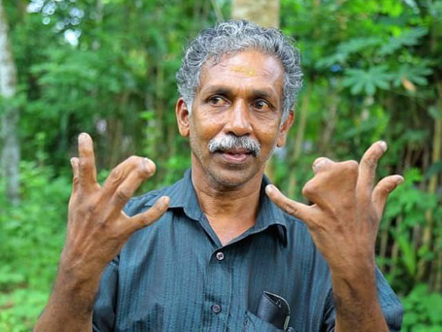 The Indian family joined fingers