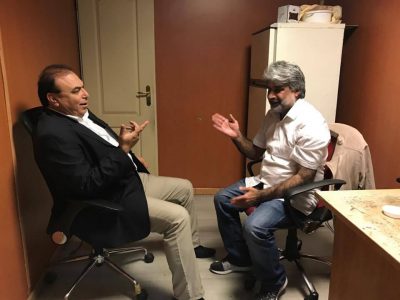 In, France, former, president, of, Pakistan, Muslim, League,-Nawaz, Javed, Akhtar, but, after, participation, in, political, and, social, activities, of, their, meeting, at, the, residence, of, Qari Farooq Ahmed, and, discussed, the, situation, returns, to, France