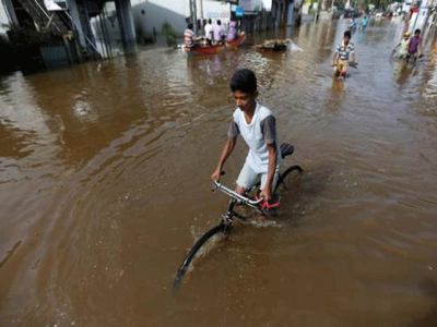 3 million people displaced by sea storm in Bangladesh