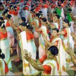 Kerala: dance of 6 and a half thousand women in the same dress