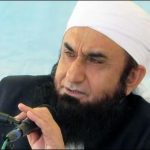 Maulana Tariq Jamil off-load from the flight of Canada