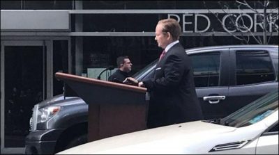 US Presidential spokesman at streets of New York?