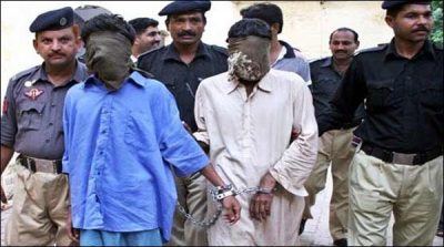 Police operations in Hafizabad and Bhakhar, arresting 14 suspects, 25 arrested