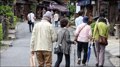 Japan in a sharp decline in birth rate