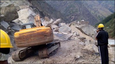 India: lend sliding, 1800 Hindu pilgrims stuck