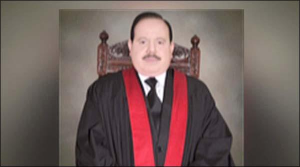 Judge's car attacked, sajjada nasheen arrested including colleagues