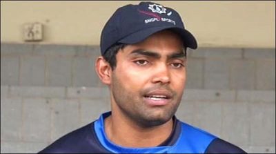 Umar akmal reached Lahore from London