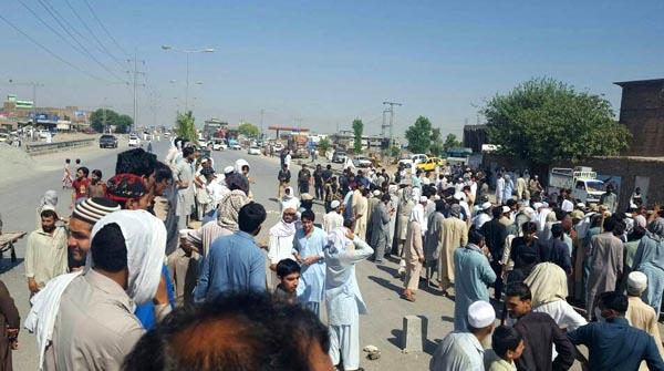 Malakand, protesters attacked the WAPDA office, 1 person killed from firing