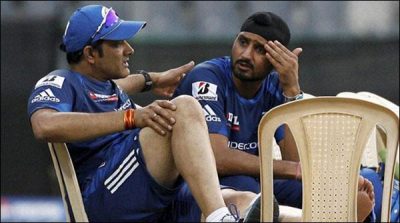 Harbajan, Singh, and, Azhar ud din, supported, to play, series, with, Pakistan