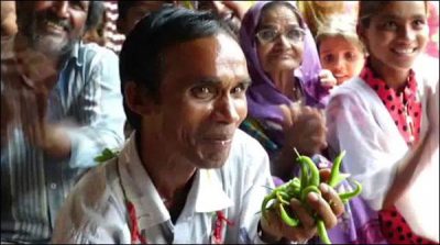 3 ,kg ,sauces , pepper, eating, daily, by, Indian, man, pyare, mohan