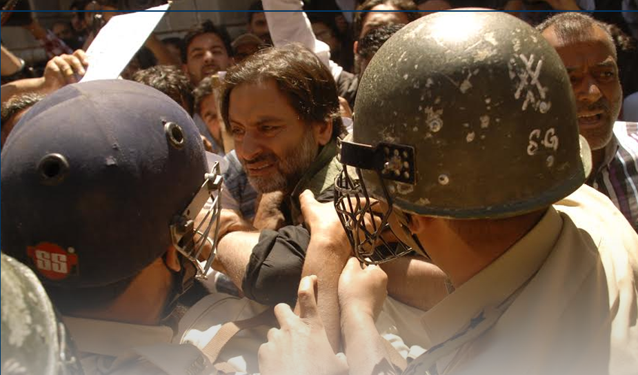 بھارتی فوج کی کارروائی، مقبوضہ کشمیر میں 6 نوجوان ہلاک
