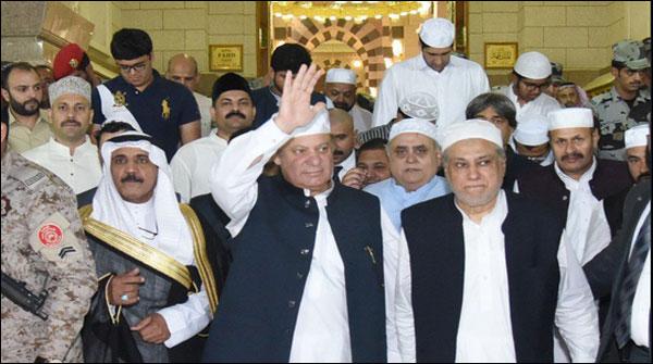 عمرے کی ادائیگی کے بعد وزیراعظم مدینہ منورہ پہنچ گئے