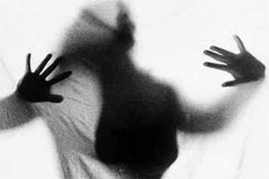 بھارت: خاتون کیساتھ رکشے میں اجتماعی زیادتی، بیٹی کو مار ڈالا