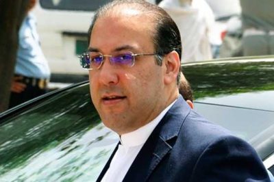 The PM small son Hassan Nawaz present in front of JIT