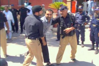 Peshawar: Young doctors' strike effort, police arrest to 7