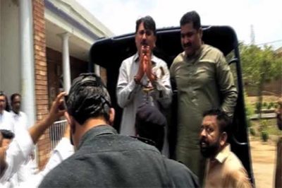 Jamshed Dasti had no violence, medical report emerged