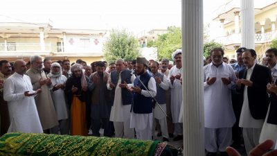 PMLN, Leader,Mayor Rawalpindi  Sardar Naseem, MPA Raja Muhammad Hanief, Raja Zafar ul Haq, Sajzada Sajid ur Rahman, offering Fateha 